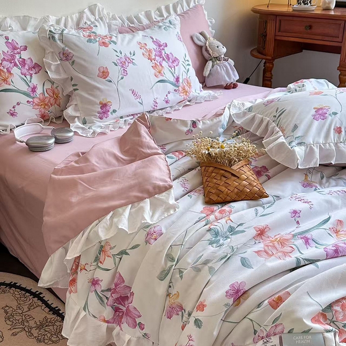 91家纺网 家纺一手货源 找家纺 （总）亿品家纺 2025新款直播韩版赫本风法式花边款夏被四件套（提供买家秀）