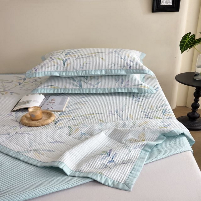 91家纺网 家纺一手货源 找家纺 黛舒家居2025新款天丝水洗印花夏被床盖三件套 春晓与梦