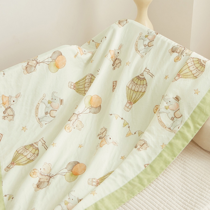 91家纺网 家纺一手货源 找家纺 嗨生活 2025年新品天竹系列A类竹纤维四层纱儿童盖毯 幼儿园夏被夏凉被空调被 缤纷马戏团