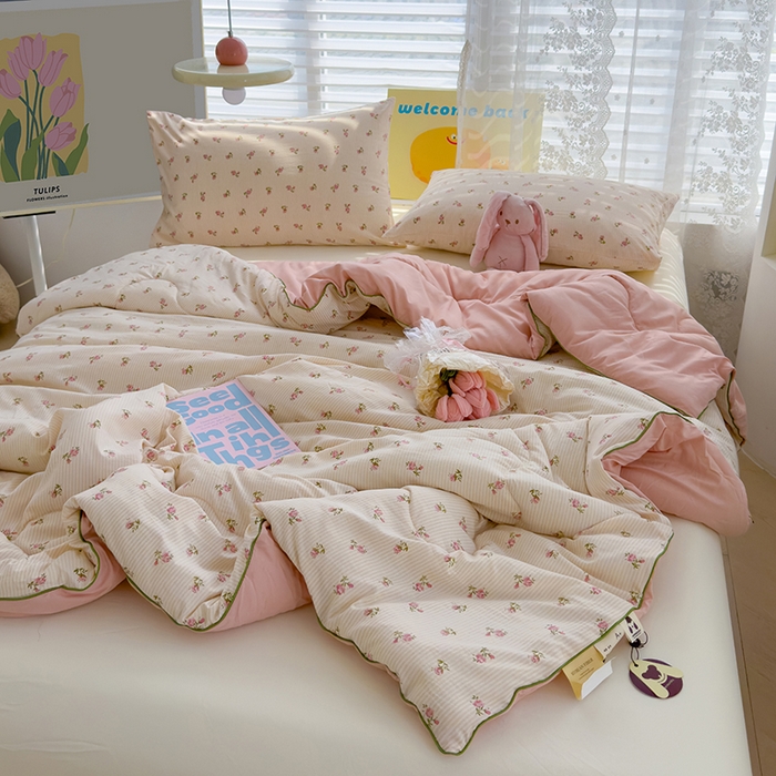 91家纺网 家纺一手货源 找家纺 美派工厂店2025新款水洗邹邹纱夏被 繁花