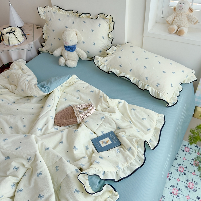 91家纺网 家纺一手货源 找家纺 慕尚 2025新款云感棉花边夏凉被空调被 蓝蝴蝶结