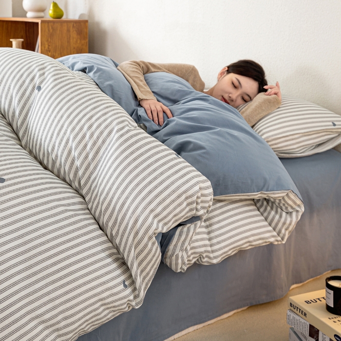 91家纺网 家纺一手货源 找家纺 2025新款全棉水洗棉双层纱印花四件套 悦吟-蓝