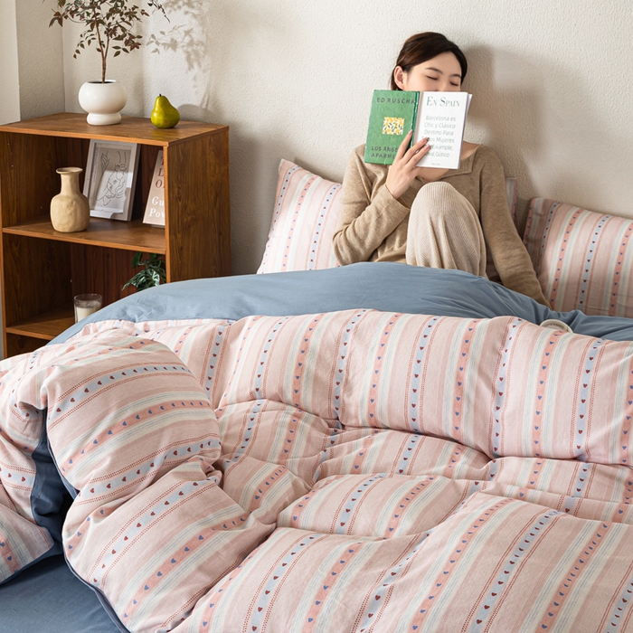 91家纺网 家纺一手货源 找家纺 2025新款全棉水洗棉双层纱印花四件套 简之