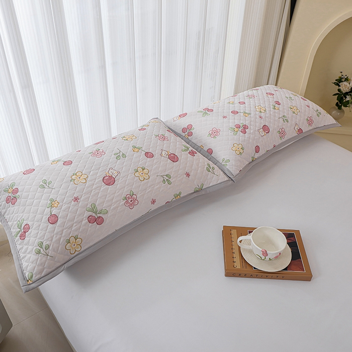 91家纺网 家纺一手货源 找家纺 美宜家 2025新款凉感丝绗缝夹棉印花枕巾 冰果50x80cm一只