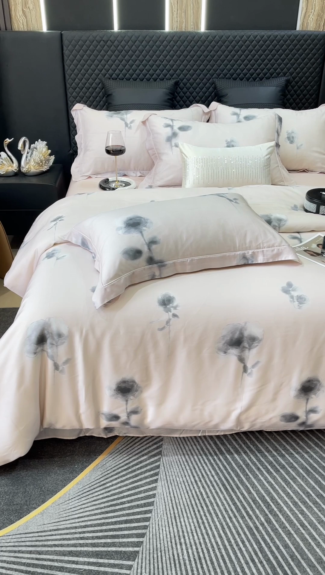 91家纺网 家纺一手货源 找家纺 莱豫2025新款50支莱赛尔天丝四件套 浅筏花亦