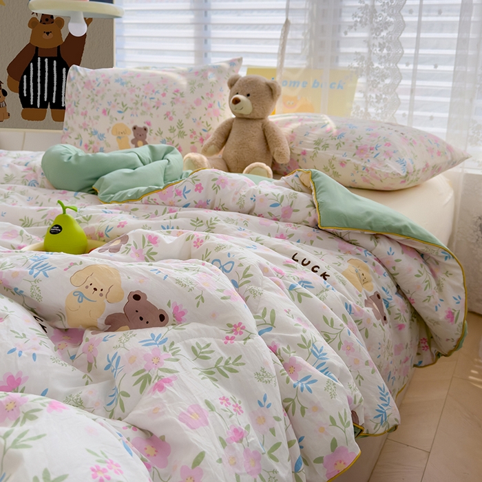 91家纺网 家纺一手货源 找家纺 美派工厂店2025新款水洗邹邹纱夏被 静谧