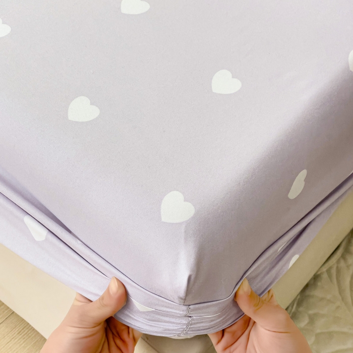 91家纺网 家纺一手货源 找家纺 朵朵家纺 2025新款亲肤棉芦荟棉床笠单床笠，磨毛床笠，印花床笠（可定制尺寸 ） 爱心紫