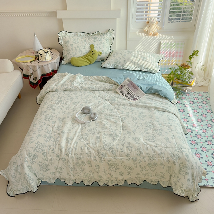 91家纺网 家纺一手货源 找家纺 慕尚 2025新款云感棉花边夏凉被空调被 花遇兔