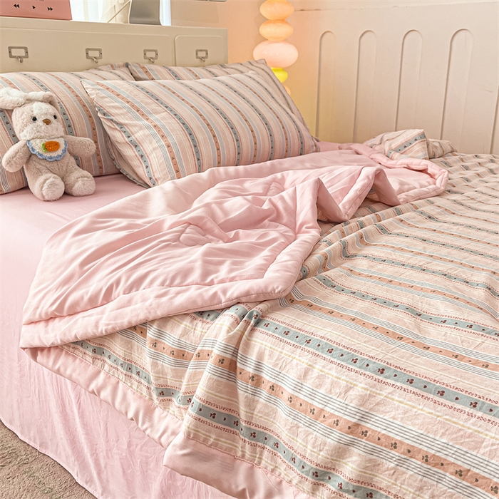 91家纺网 家纺一手货源 找家纺 美梦里 2025新款A类水洗棉棉花夏被 夏凉被空调被 余音