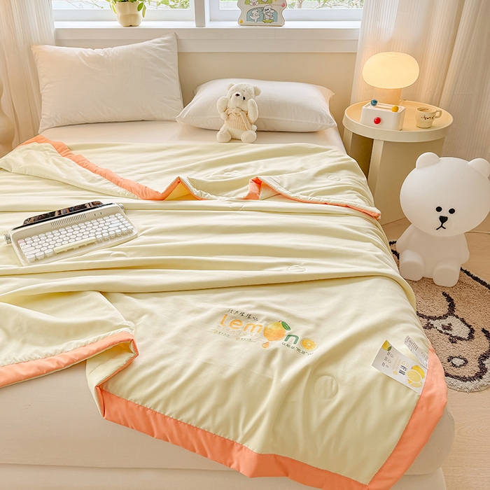 91家纺网 家纺一手货源 找家纺 帕芬鸟家纺 2025新款柠檬夏被 柠檬-米黄