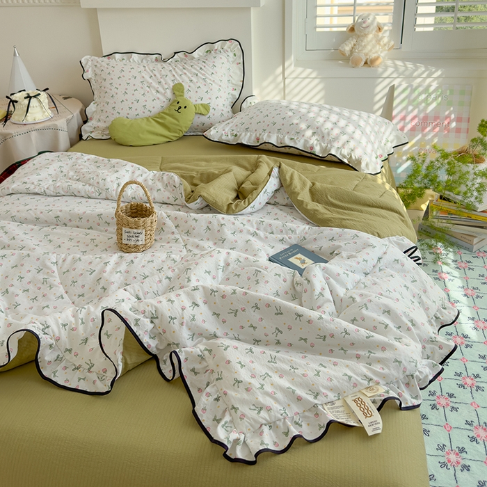 91家纺网 家纺一手货源 找家纺 慕尚 2025新款云感棉花边夏凉被空调被 草莓园