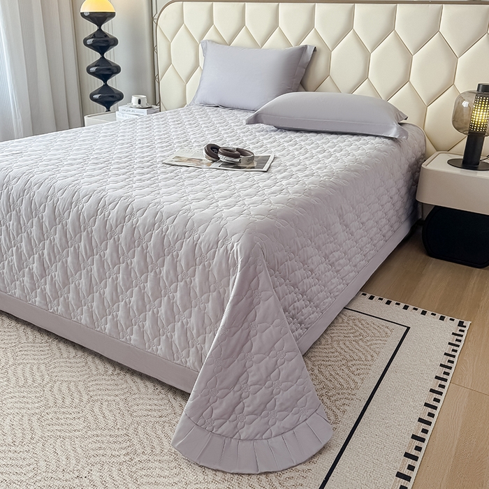 91家纺网 家纺一手货源 找家纺 金喜 2025新款高端100支全棉蚕丝床盖豆邦纤维蚕丝床盖三件套-蝶恋花系列 蝶恋花-灰紫