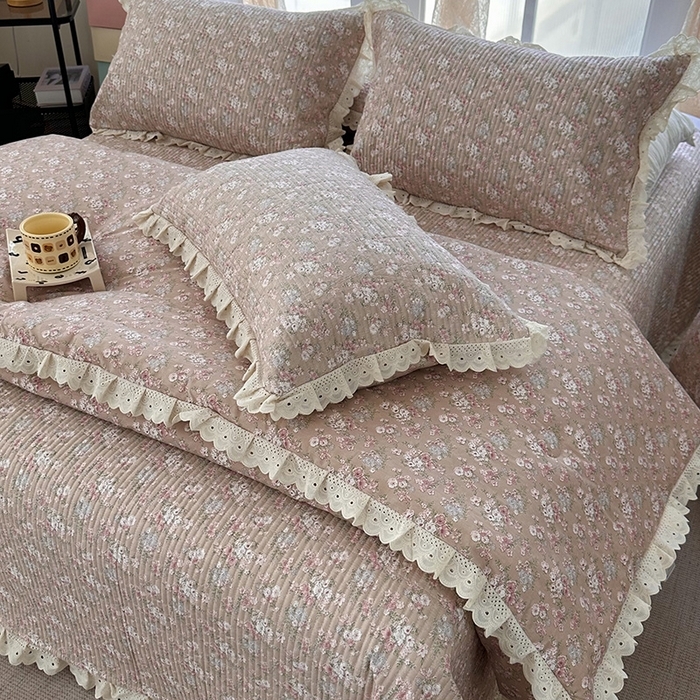 91家纺网 家纺一手货源 找家纺 （总）奈萝家纺 2025新款全棉13372花边床盖三件套四件套纯棉花边夏被春秋被