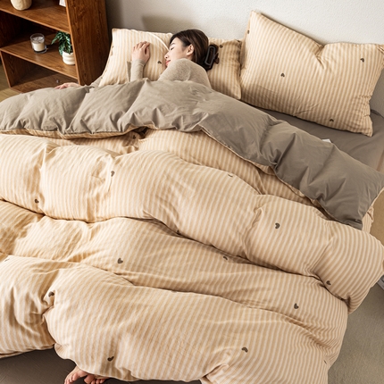 91家纺网 家纺一手货源 找家纺 （总）2025新款全棉水洗棉双层纱印花四件套