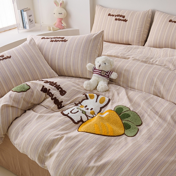 91家纺网 家纺一手货源 找家纺 爱思佳2025新款全棉双层纱毛巾绣系列四件套 萝卜兔