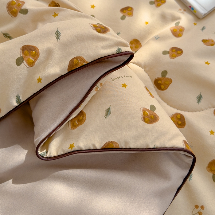 91家纺网 家纺一手货源 找家纺 美派工厂店2025新款水洗邹邹纱夏被 小蘑菇