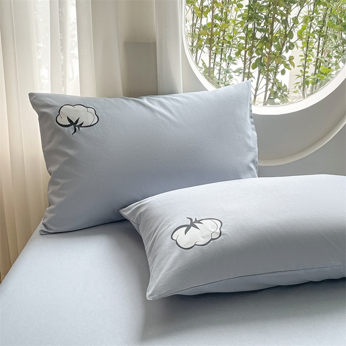 91家纺网 家纺一手货源 找家纺 布卢姆床垫 2025新款全棉烫画全棉老粗布床笠 棉朵-蓝灰