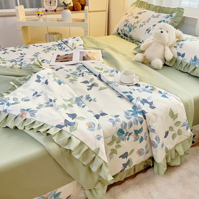 91家纺网 家纺一手货源 找家纺 找底底家纺 2025新款60S水洗天丝夏被夏凉被空调被床裙四件套 浪漫主义