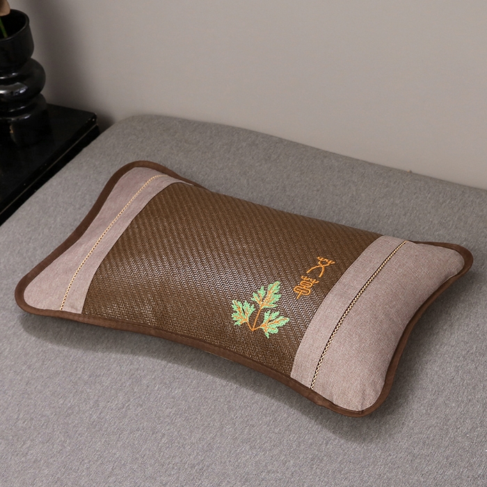 91家纺网 家纺一手货源 找家纺 纽乐家纺 2025新款夏凉凉感艾草花茶香冰藤枕芯茉莉花助睡眠枕头枕芯 艾草茶香冰藤枕-深棕 35x55cm/只