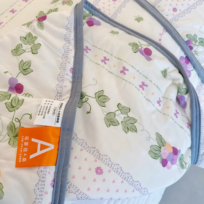 91家纺网 家纺一手货源 找家纺 兜米  2025夏季A类针织棉夏凉被小清新卡通双面针织棉空调被子被芯 小葡萄