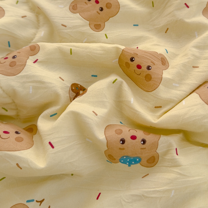 91家纺网 家纺一手货源 找家纺 美派工厂店2025新款水洗邹邹纱夏被 奥利奥小熊