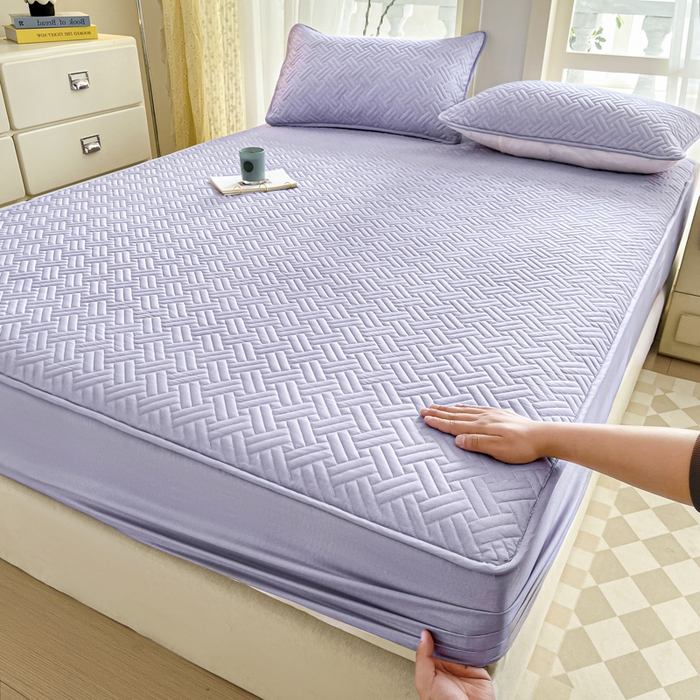 91家纺网 家纺一手货源 找家纺 卡伦家纺 2025新款水洗棉磨毛防水夹棉床笠 斜纹-烟熏紫