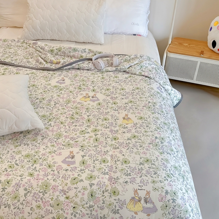 91家纺网 家纺一手货源 找家纺 兜米  2025夏季A类针织棉夏凉被小清新卡通双面针织棉空调被子被芯 花园兔