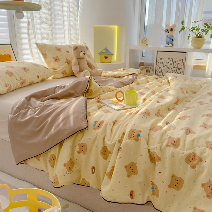 91家纺网 家纺一手货源 找家纺 美派工厂店2025新款水洗邹邹纱夏被 奥利奥小熊