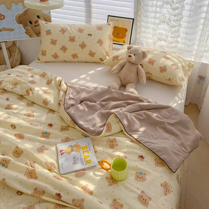 91家纺网 家纺一手货源 找家纺 美派工厂店2025新款水洗邹邹纱夏被 奥利奥小熊