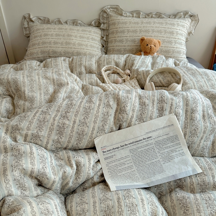 91家纺网 家纺一手货源 找家纺 2025新韩版花边全棉双层皱皱纱布四件套 白兰地