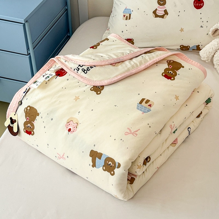 91家纺网 家纺一手货源 找家纺 葡萄家 2025新款A类母婴级大豆纤维牛奶丝针织棉夏凉被空调被-系列二 小熊软糖