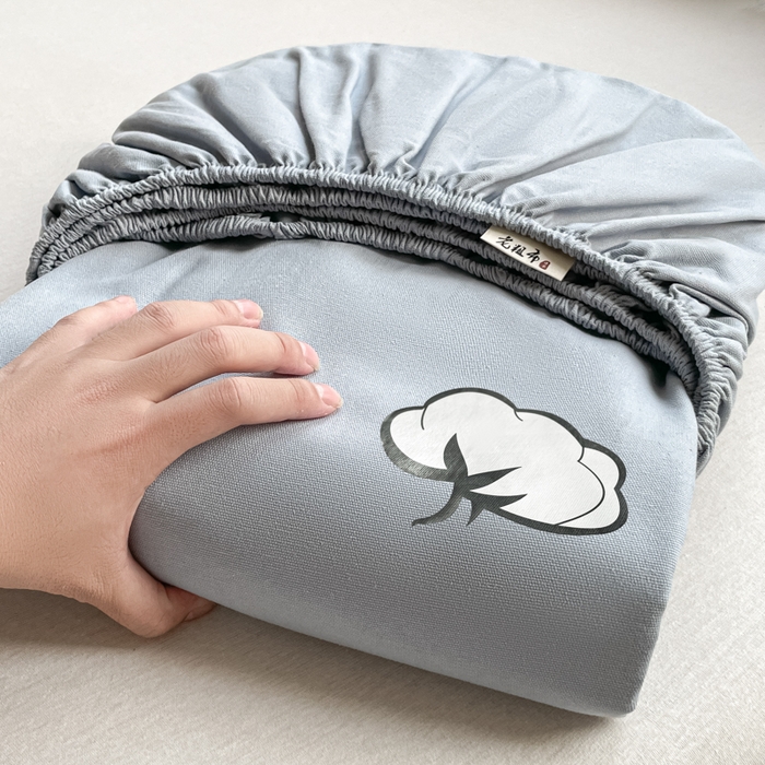 91家纺网 家纺一手货源 找家纺 布卢姆床垫 2025新款全棉烫画全棉老粗布床笠 棉朵-蓝灰