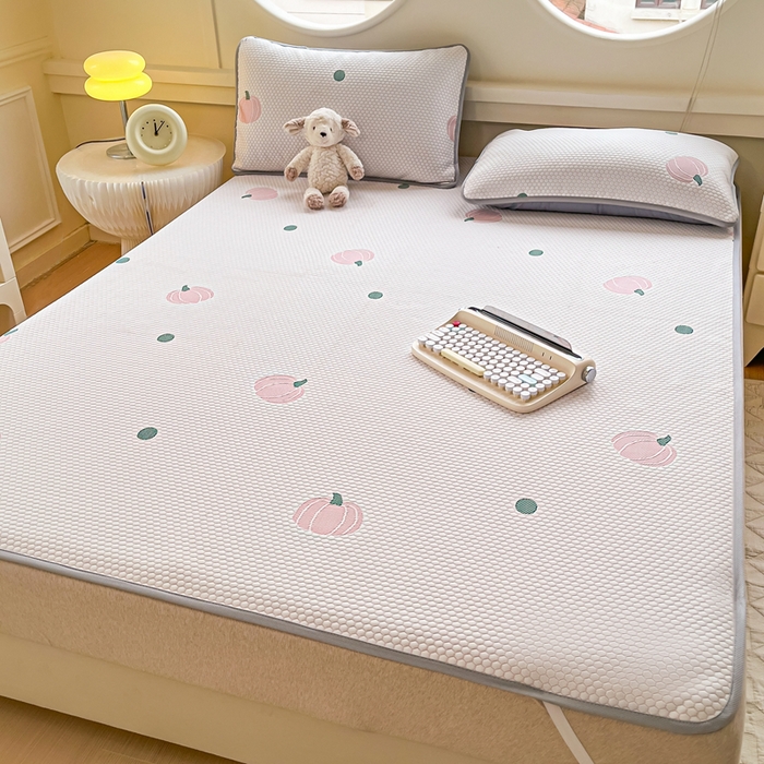 91家纺网 家纺一手货源 找家纺 芙绣 2025新款凉感丝提花学生凉席三件套 万事不南