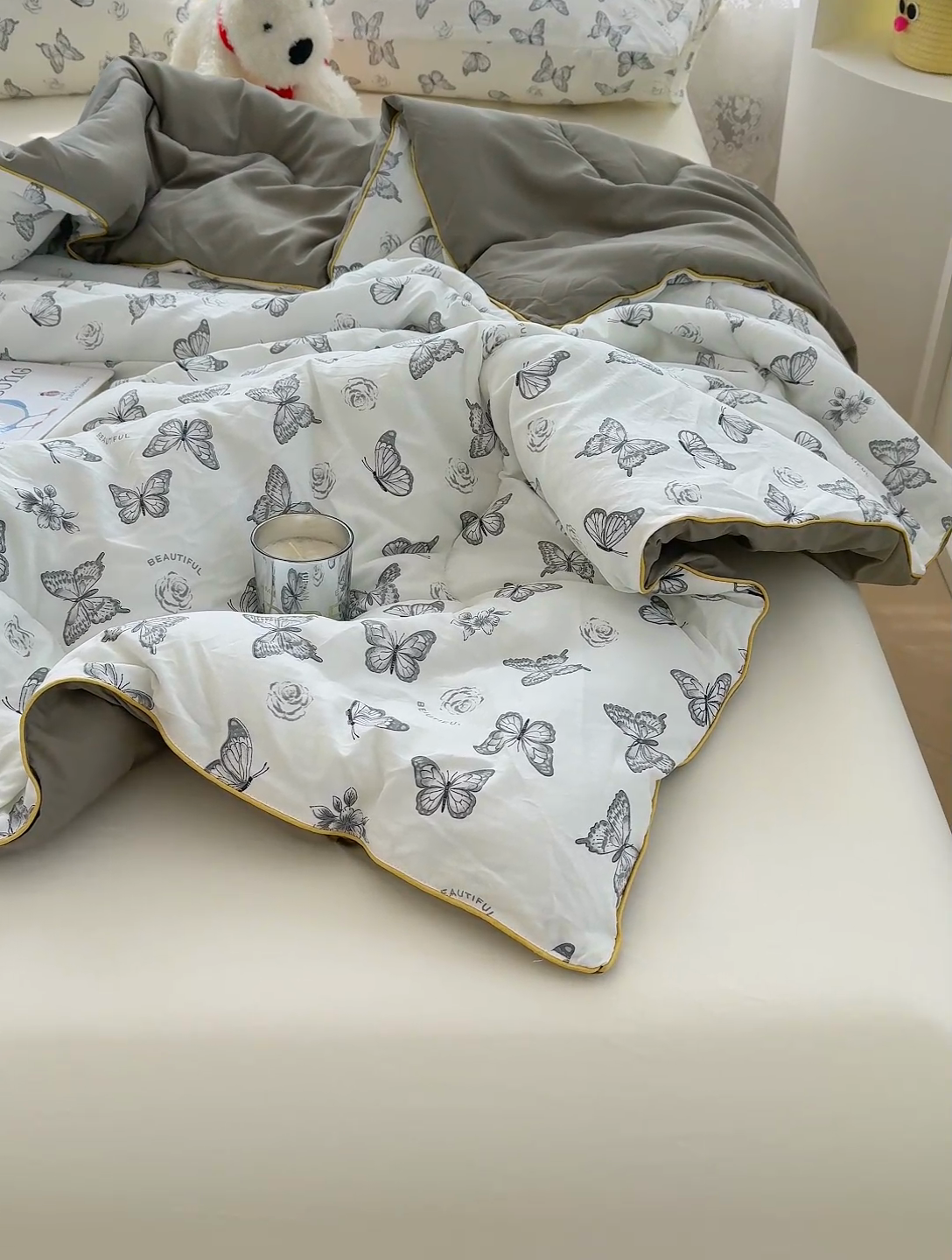 91家纺网 家纺一手货源 找家纺 美派工厂店2025新款水洗邹邹纱夏被 梦幻蝴蝶