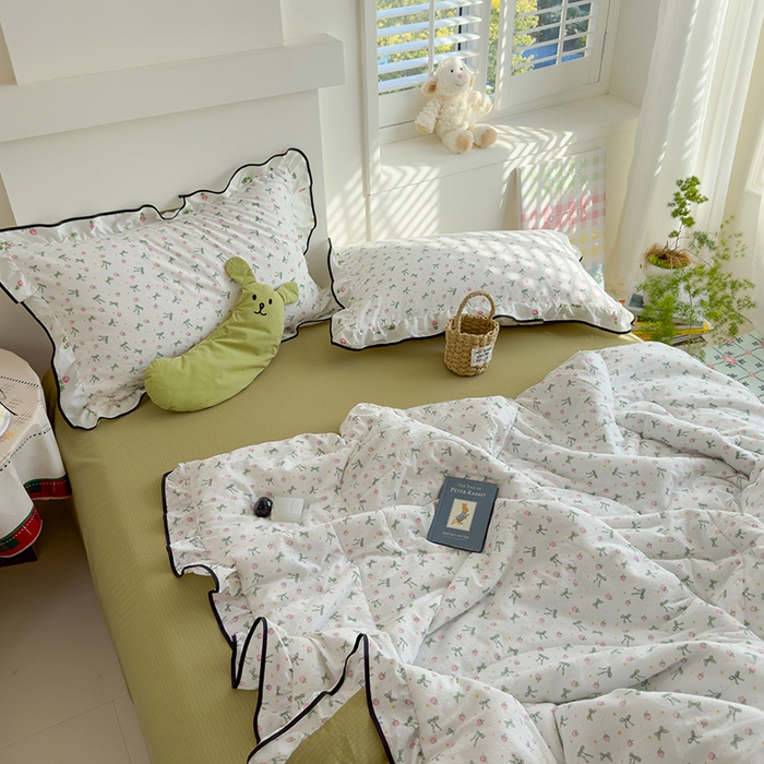 91家纺网 家纺一手货源 找家纺 慕尚 2025新款云感棉花边夏凉被空调被 草莓园