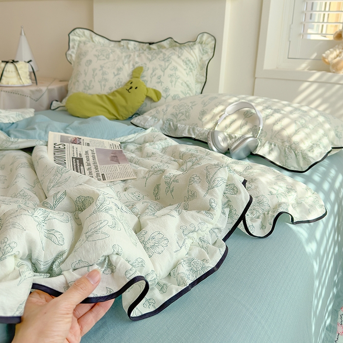 91家纺网 家纺一手货源 找家纺 慕尚 2025新款云感棉花边夏凉被空调被 花遇兔