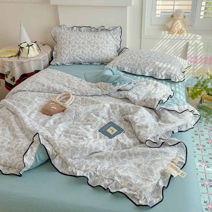 91家纺网 家纺一手货源 找家纺 慕尚 2025新款云感棉花边夏凉被空调被 蝶恋