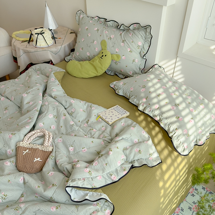 91家纺网 家纺一手货源 找家纺 慕尚 2025新款云感棉花边夏凉被空调被 丝带花