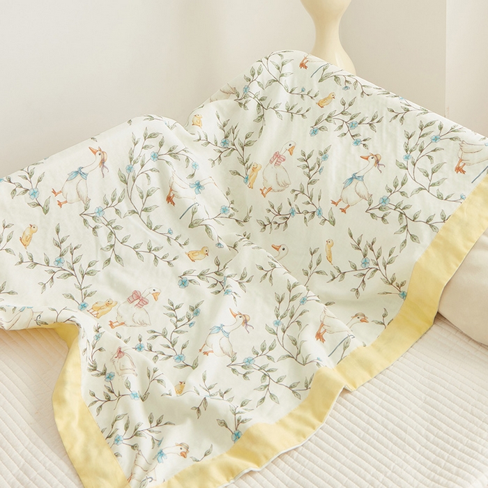 91家纺网 家纺一手货源 找家纺 嗨生活 2025年新品天竹系列A类竹纤维四层纱儿童盖毯 幼儿园夏被夏凉被空调被 郊游鸭