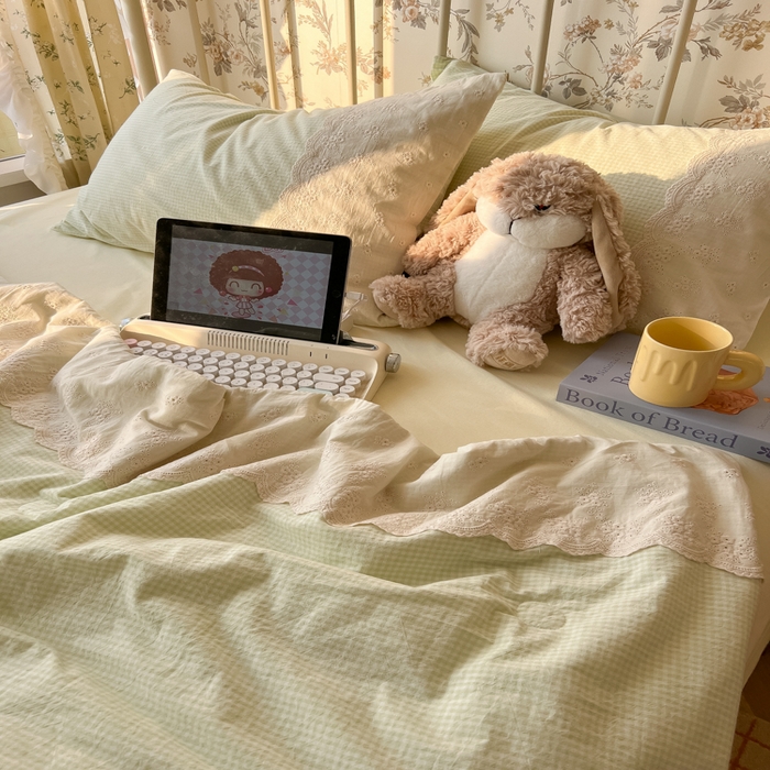 91家纺网 家纺一手货源 找家纺 盼季家纺 新款夏季夏天蕾丝花边大豆纤维被夏凉被床单四件套空调被 蕾丝花边夏被-绿小格