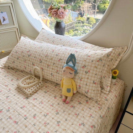 百寐 2025新款13372全棉纯棉印花双人枕套+同款床单 草莓格