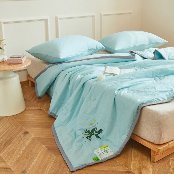 91家纺网 家纺一手货源 找家纺 （总）欧雅搁家纺 2025新款纯色艾草驱蚊夏凉被