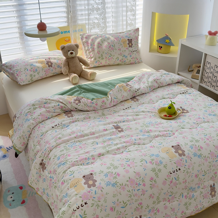 91家纺网 家纺一手货源 找家纺 美派工厂店2025新款水洗邹邹纱夏被 静谧