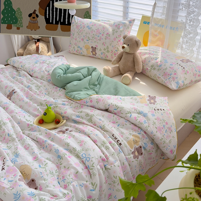 91家纺网 家纺一手货源 找家纺 美派工厂店2025新款水洗邹邹纱夏被 静谧