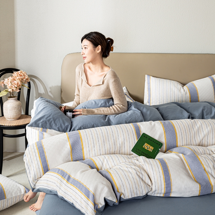 91家纺网 家纺一手货源 找家纺 九沐良品 2025新款全棉水洗棉提花四件套 简凝-蓝