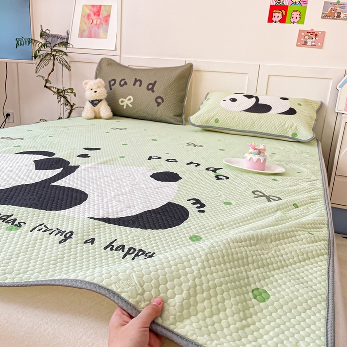 91家纺网 家纺一手货源 找家纺 川悦生活 2025新款大版冰豆豆凉豆豆凉席 礼物小熊猫