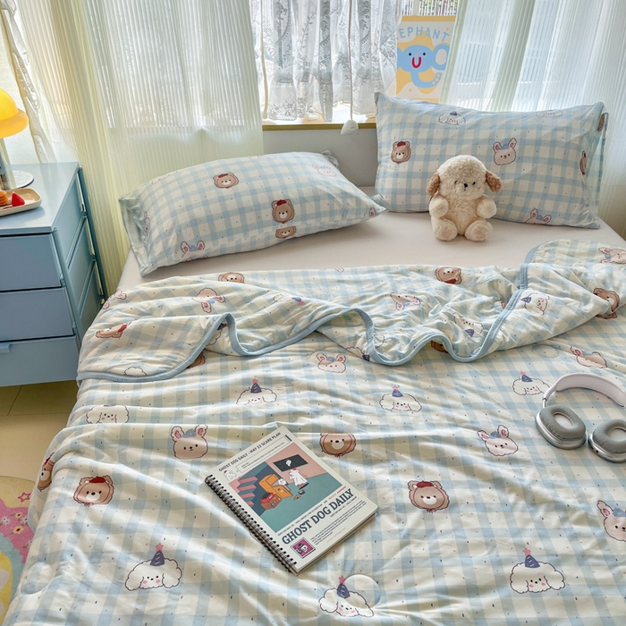 91家纺网 家纺一手货源 找家纺 葡萄家 2025新款A类母婴级大豆纤维牛奶丝针织棉夏凉被空调被-系列二 格子小熊