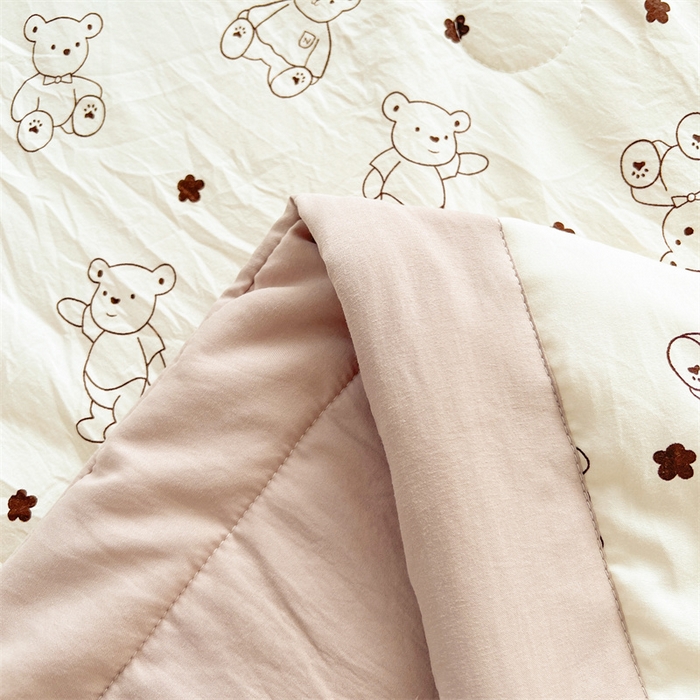 91家纺网 家纺一手货源 找家纺 美梦里 2025新款A类水洗棉棉花夏被 夏凉被空调被 小熊星愿