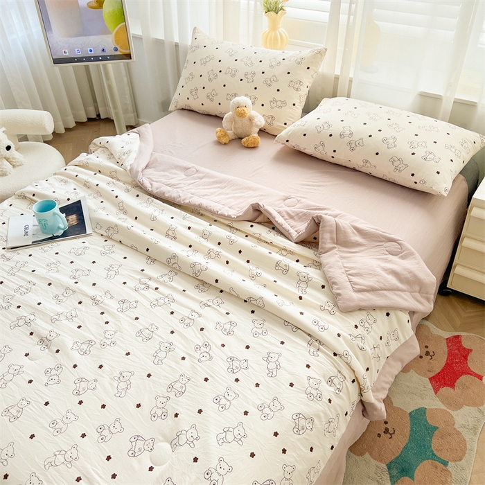 91家纺网 家纺一手货源 找家纺 美梦里 2025新款A类水洗棉棉花夏被 夏凉被空调被 小熊星愿