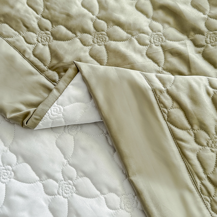 91家纺网 家纺一手货源 找家纺 金喜 2025新款高端100支全棉蚕丝床盖豆邦纤维蚕丝床盖三件套-蝶恋花系列 蝶恋花-绿墨